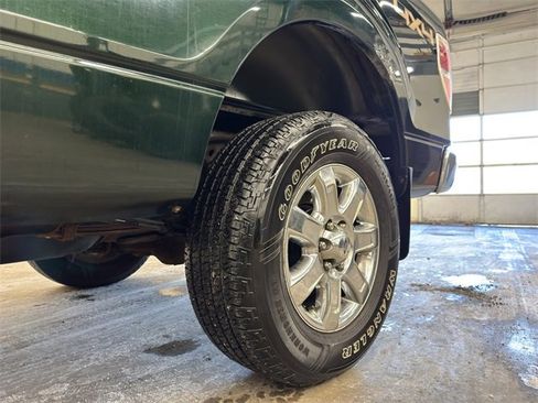 Used 2013 Ford F150 XLT w/ Luxury Equipment Group image 28