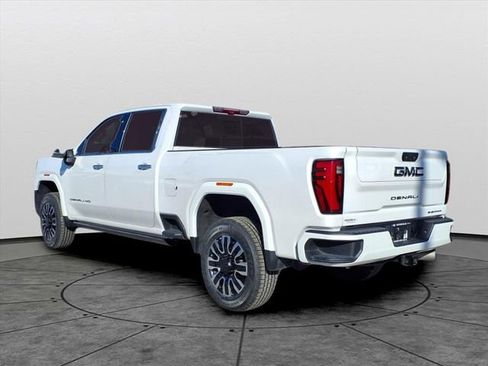 Used 2024 GMC Sierra 2500 Denali Ultimate w/ Max Trailering Package image 6