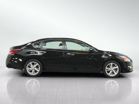 Used 2015 Nissan Altima 2.5 SL w/ Moonroof Package FWD image 6