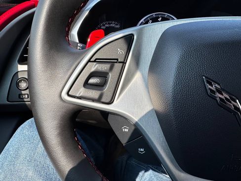 Used 2019 Chevrolet Corvette Z06 RWD image 16