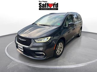 Used 2021 Chrysler Pacifica Touring-L w/ Uconnect Theater Family Group FWD video 1