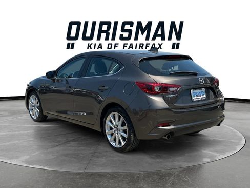 Used 2017 MAZDA MAZDA3 Grand Touring w/ Premium Equipment Package FWD image 5