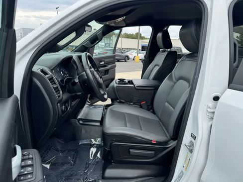 Used 2022 RAM 1500 Tradesman AWD/4WD image 9