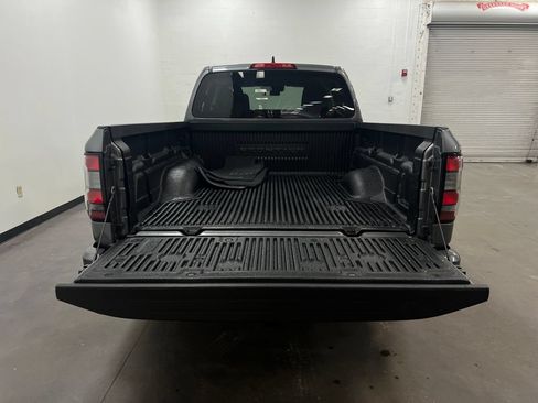 Used 2025 Nissan Frontier SV w/ Tow Package RWD image 23