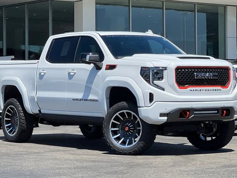 New 2026 GMC Sierra 1500 AT4 w/ AT4 Premium Package AWD/4WD image 2