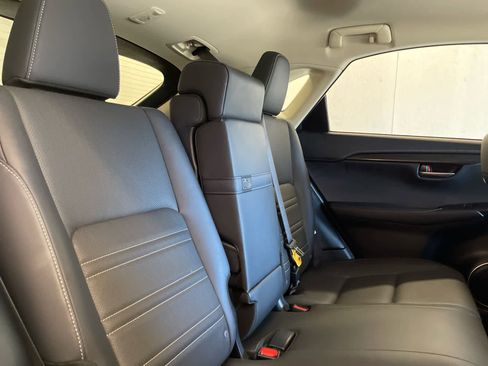 Used 2016 Lexus NX 200t FWD image 30