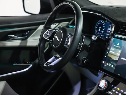 Used 2021 Jaguar F-PACE SVR AWD/4WD image 23