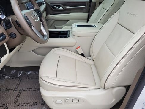 Used 2021 GMC Yukon Denali image 19