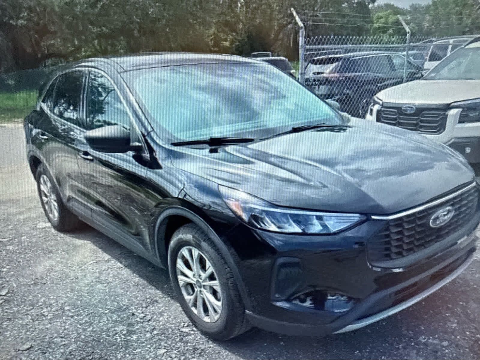 Used 2023 Ford Escape Active w/ Tech Pack #1 FWD image 2
