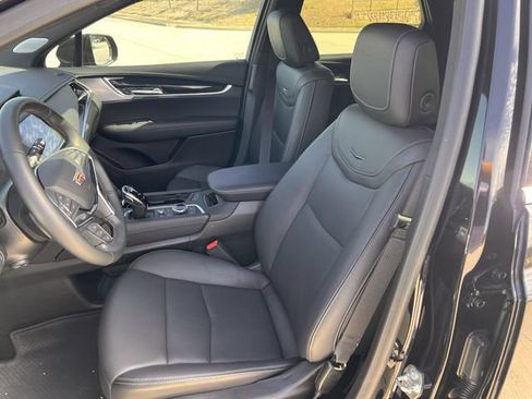 New 2025 Cadillac XT5 Premium Luxury FWD image 22