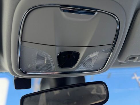 Used 2022 Jeep Cherokee Trailhawk w/ Trailer Tow Group image 14