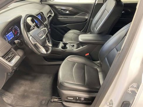 Used 2023 GMC Terrain SLT image 10