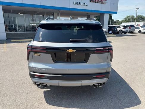 New 2026 Chevrolet Traverse LT FWD image 5