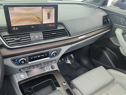 Used 2024 Audi Q5 2.0T Premium Plus w/ Premium Plus Package image 44