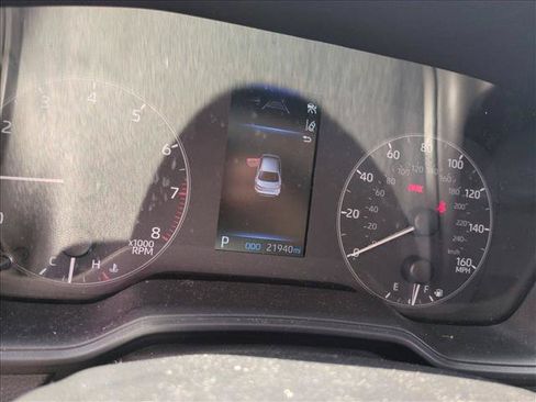 Used 2024 Toyota Corolla LE FWD image 13