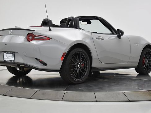 Certified 2025 MAZDA MX-5 Miata Club w/ Brembo/BBS Recaro Package RWD image 21