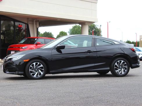 Used 2018 Honda Civic LX-P image 6