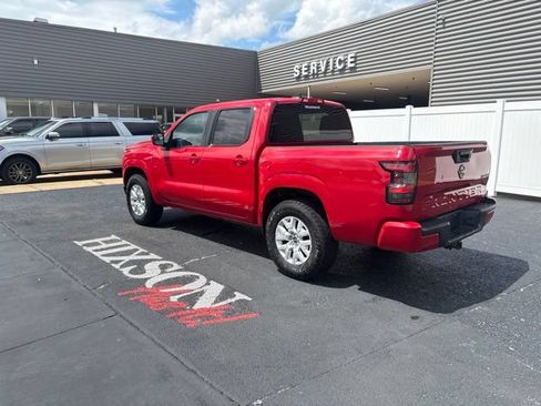 Used 2023 Nissan Frontier SV AWD/4WD image 5