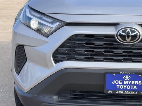 Used 2023 Toyota RAV4 XLE FWD image 5