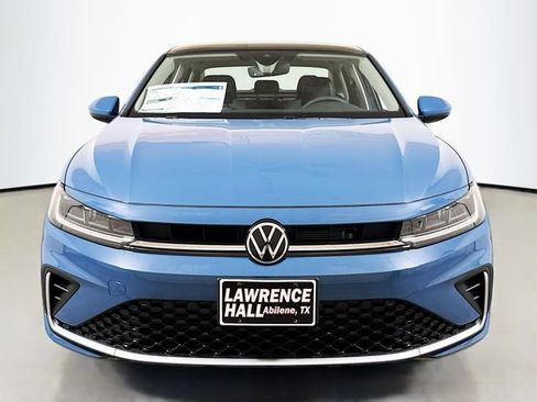 New 2026 Volkswagen Jetta SE image 2