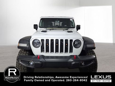 Used 2020 Jeep Gladiator Rubicon AWD/4WD image 3