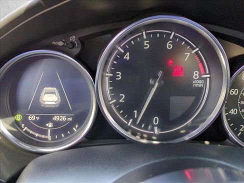 Used 2024 MAZDA MX-5 Miata RF Club image 11