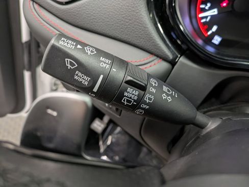 Used 2024 Dodge Durango GT AWD/4WD image 17