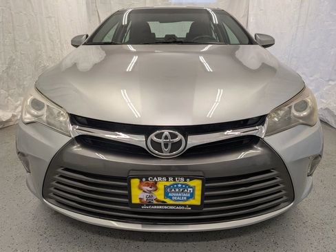 Used 2015 Toyota Camry LE image 4
