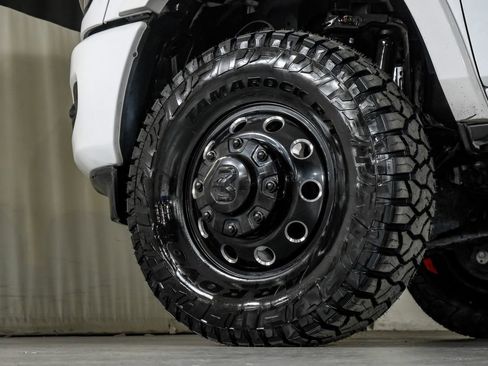 Used 2022 RAM 3500 Laramie w/ Night Edition image 55