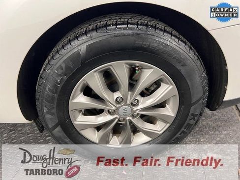 Used 2020 Kia Sedona LX image 23