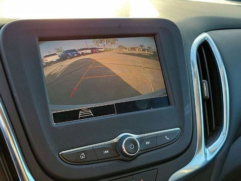 Used 2022 Chevrolet Equinox LT FWD image 28