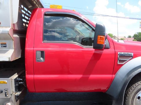 Used 2010 Ford F550 4x4 Regular Cab Super Duty image 23