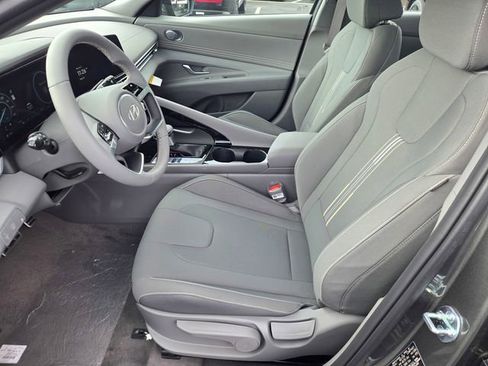 New 2026 Hyundai Elantra Sport FWD image 15