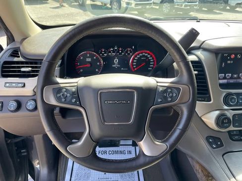 Used 2016 GMC Yukon XL Denali w/ Open Road Package AWD/4WD image 21