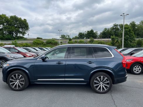 Used 2023 Volvo XC90 B6 Plus AWD/4WD image 6