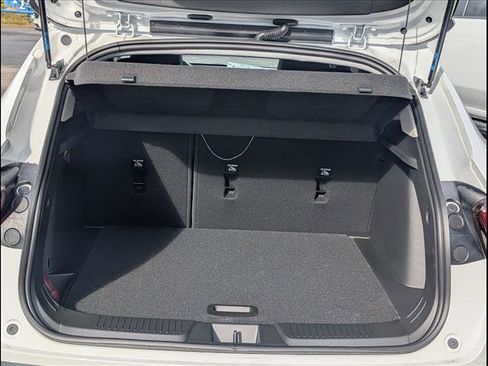 New 2026 Chevrolet Trax ACTIV w/ Driver Confidence Package image 18