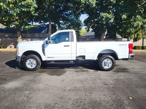 New 2026 Ford F250 XL image 2