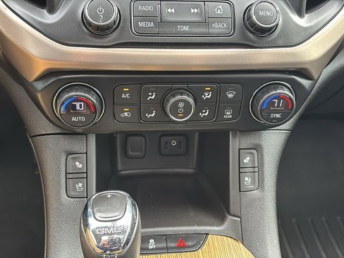 Used 2017 GMC Acadia Denali w/ Technology Package image 16