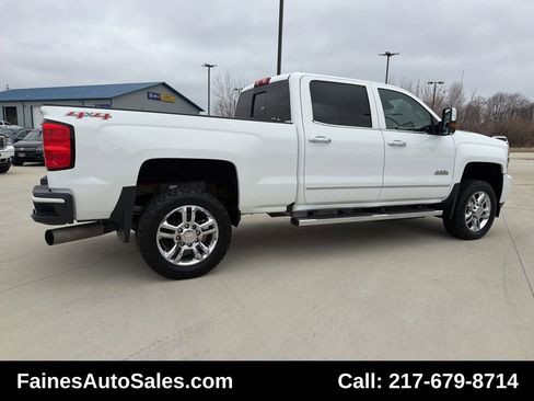 Used 2016 Chevrolet Silverado 2500 High Country w/ Duramax Plus Package image 21