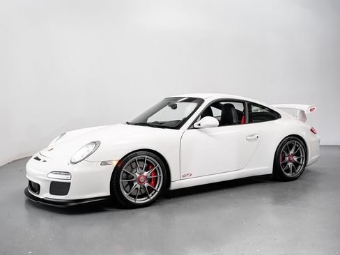 Used 2010 Porsche 911 GT3 RWD image 6