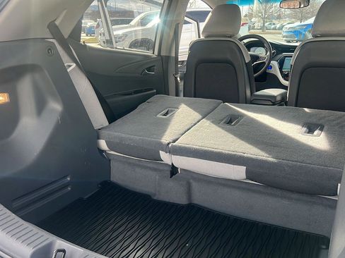 Used 2020 Chevrolet Bolt LT image 27