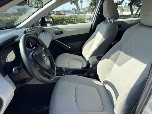 Used 2024 Toyota Corolla Cross L image 17