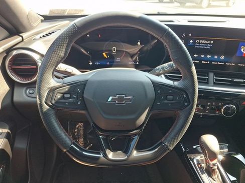 Certified 2025 Chevrolet Trax RS w/ Driver Confidence Package FWD image 18