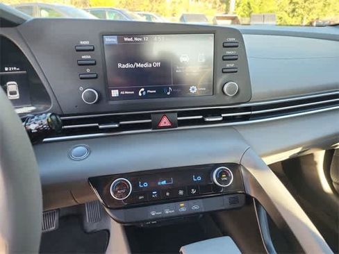 Used 2022 Hyundai Elantra SEL w/ Cargo Package image 23