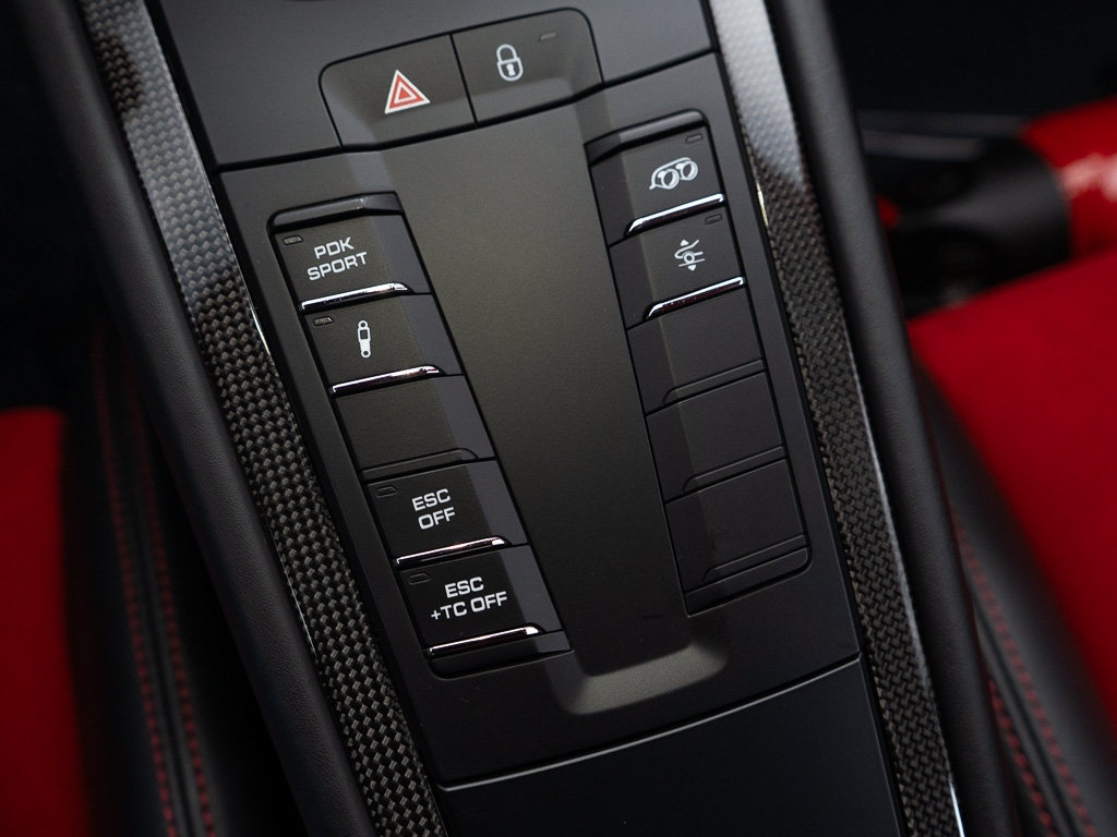 Used 2018 Porsche 911 GT2 RS RWD image 27