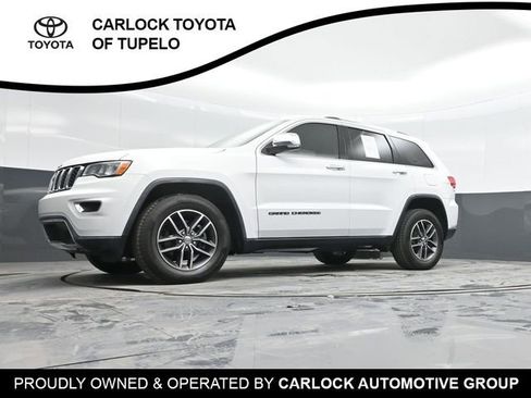 Used 2018 Jeep Grand Cherokee Limited image 41