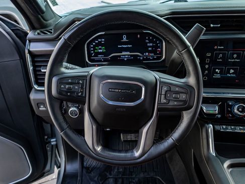 Used 2024 GMC Sierra 2500 Denali Ultimate image 19