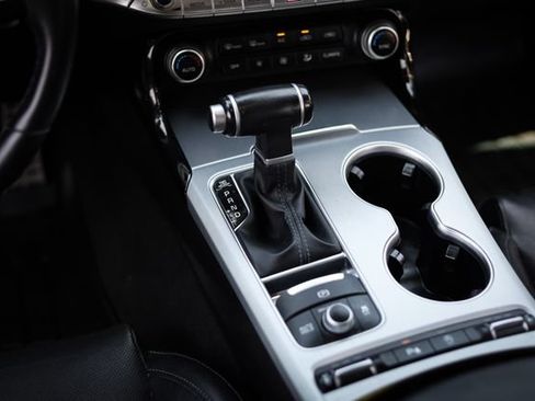 Used 2019 Kia Stinger GT1 RWD image 32