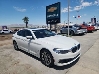 Used 2019 BMW 530e RWD video 1