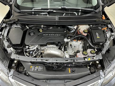 Used 2018 Chevrolet Volt LT w/ Comfort Package image 7